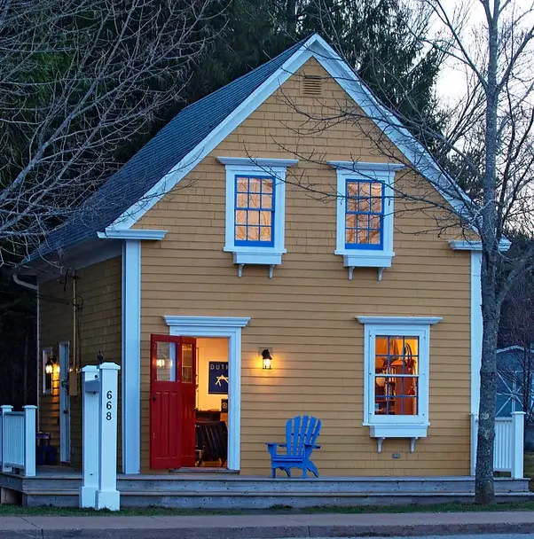 Cottage On Main